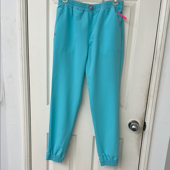 Figs Scrub Set - Picture 5 of 10